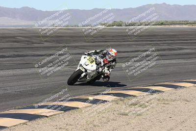 media/Jan-16-2026-CVMA Friday Practice (Fri) [[6f2bf47531]]/5-Racer 4-Trackday1/Session 2 (Bowl)/